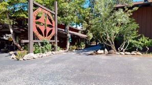 Property grounds - Mammoth Estates #225 (2-Bedroom Condo) with Pool and Mountain view by RedAwning (Mammoth Lakes)