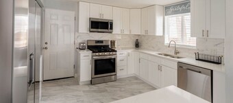 8673 W 63rd Pl · Golfers Dream! Sweet NW location.