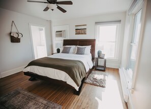 Comfort-huoneisto | Silitysrauta/-lauta, ilmainen Wi-Fi, vuodevaatteet