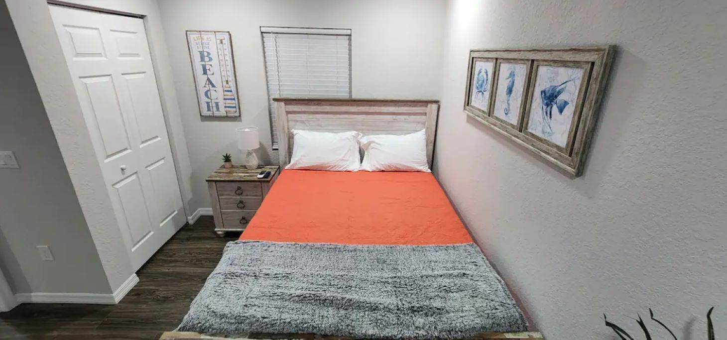 Close to beach, located between St. Pete and Bradenton