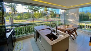 Ảnh chưa phân loại, 4 trong số 63 ảnh, nút