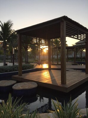 60-inch Smart TV with cable channels, TV, table tennis