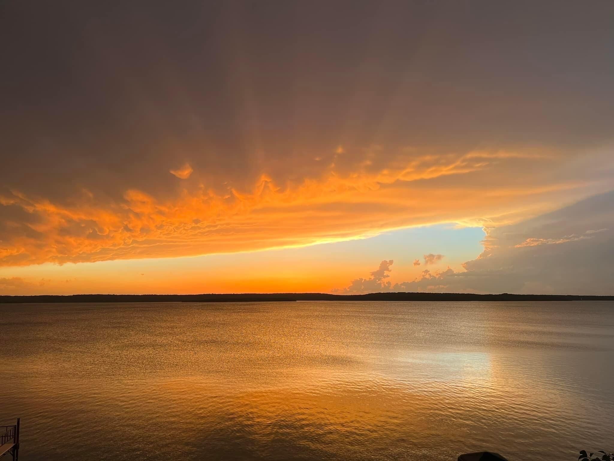 3 Story Lake house with views of lake front and back. Great for family gathering