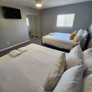 2 soveværelser, skrivebord, strygejern/strygebræt, gratis Wi-Fi