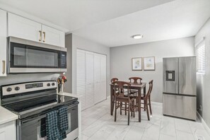 Fridge, microwave, oven, stovetop - 3390 W 66th Ave · All New! Convenient Location! Sleeps 8 (Denver)