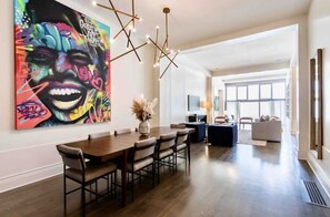 Interior - Luxurious and Cozy Urban Retreat at the Heart of the Bourbon Trail! (Louisville)