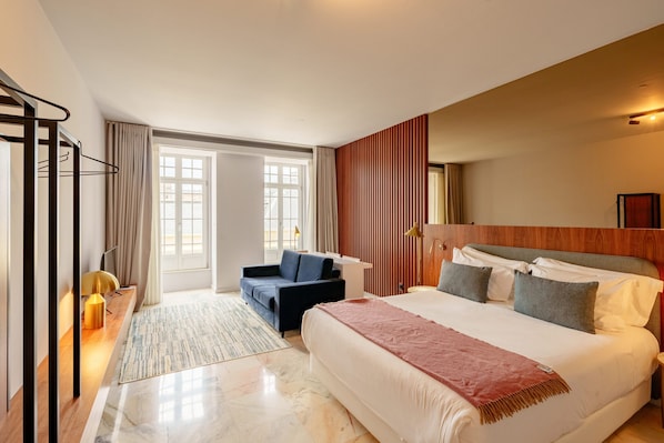 In-room safe, iron/ironing board, free WiFi, bed sheets