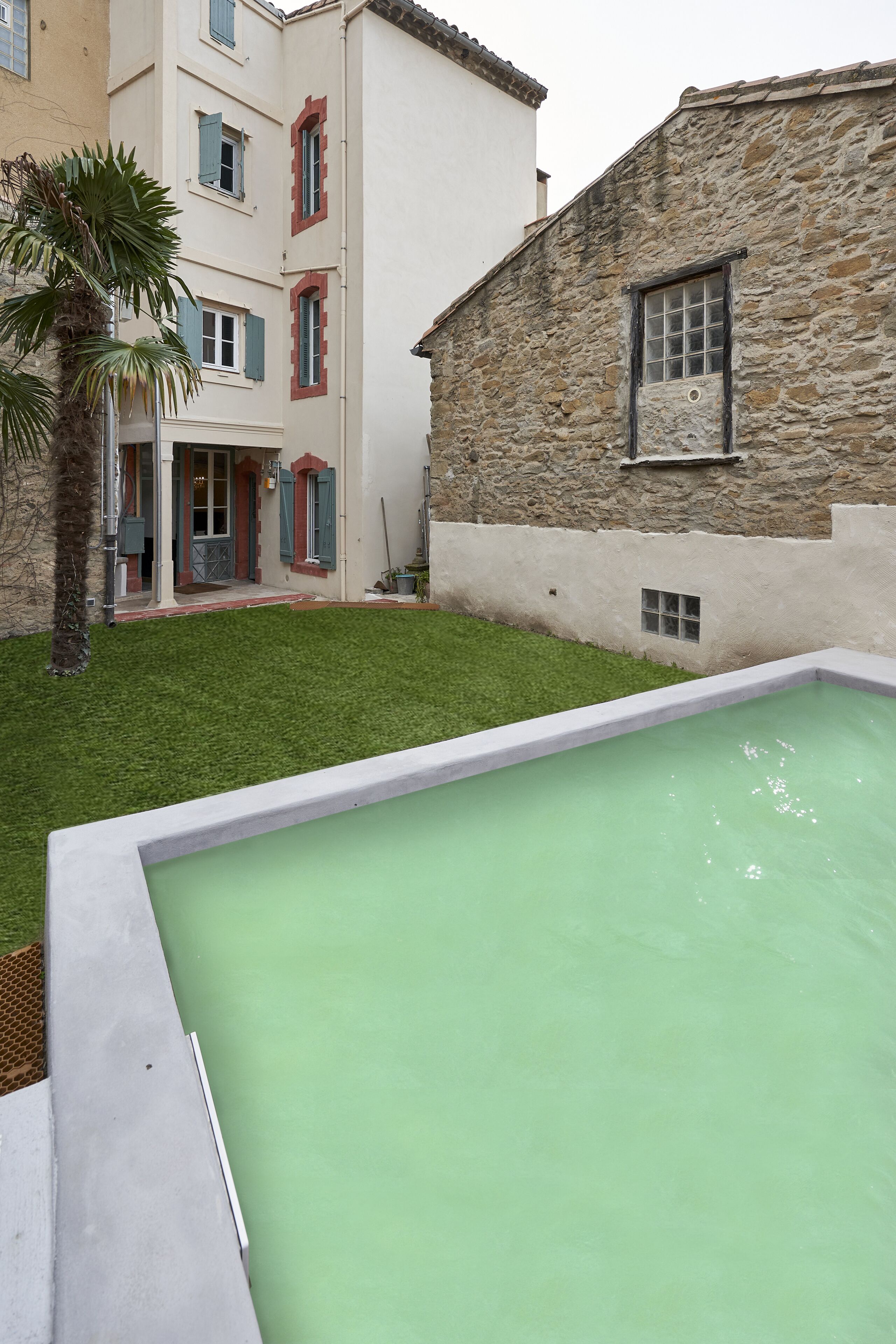 Au Cœur du Centre Ville Belle Maison Avec Piscine et Jardin