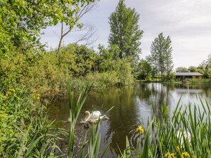 平房 | 住宿地面