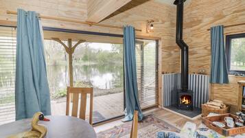 1 slaapkamer, individueel gedecoreerd, individueel gemeubileerd