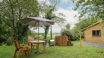 Cottage | Buiten dineren