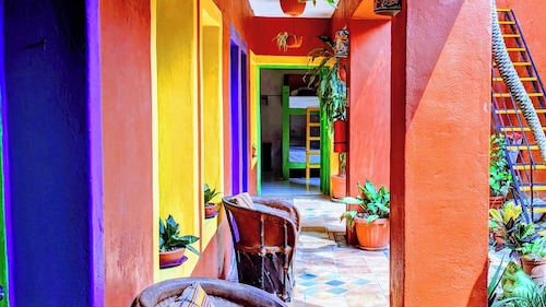 Teocalli Hostel Adults Only 