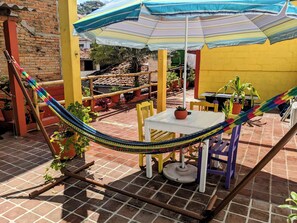 Terrace/patio - Teocalli Hostel Adults Only  (Puerto Vallarta)