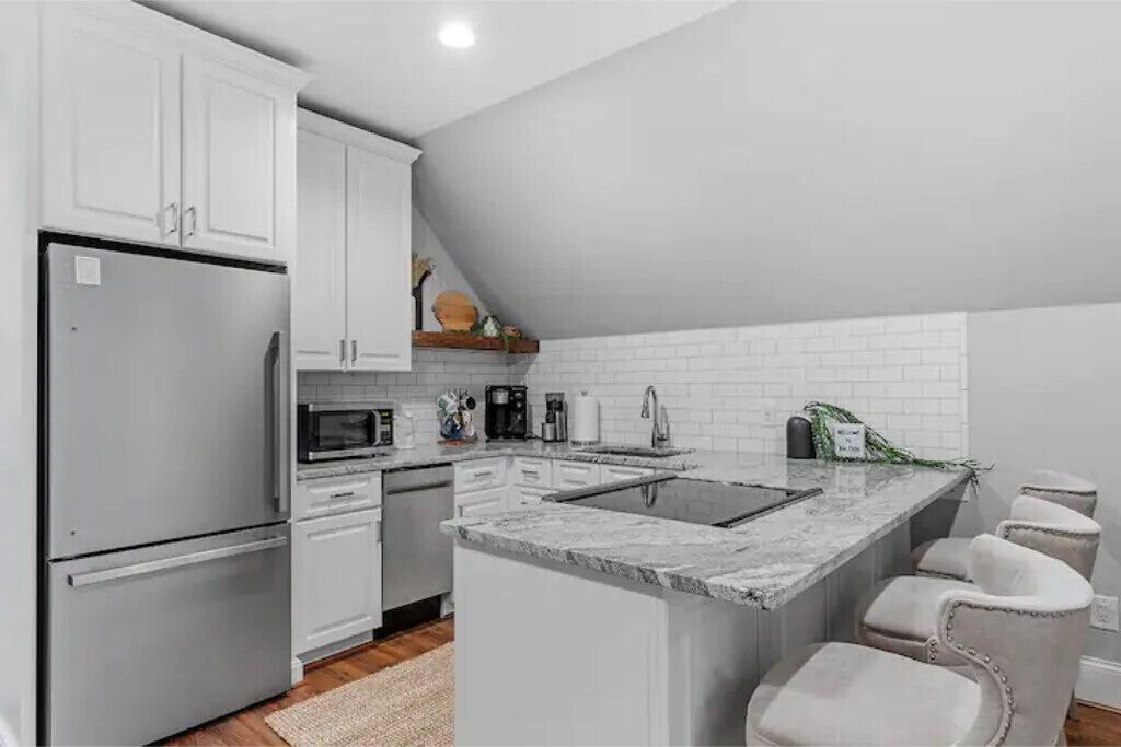 The Little Oak City Sanctuary. Centrally Located