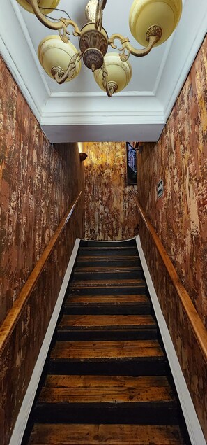 Staircase - Hotel Voila Londres (Santiago)