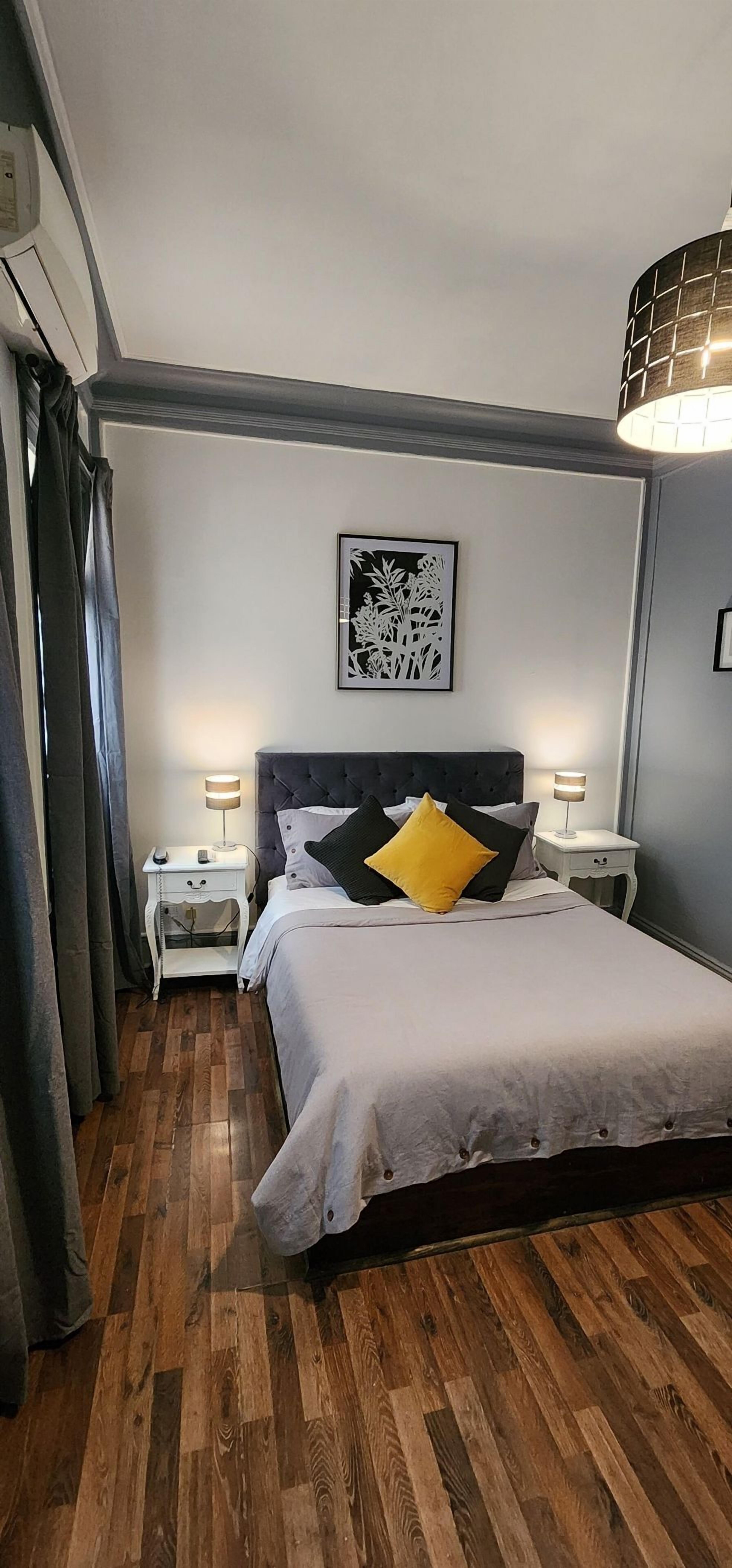 Desk, free WiFi, bed sheets