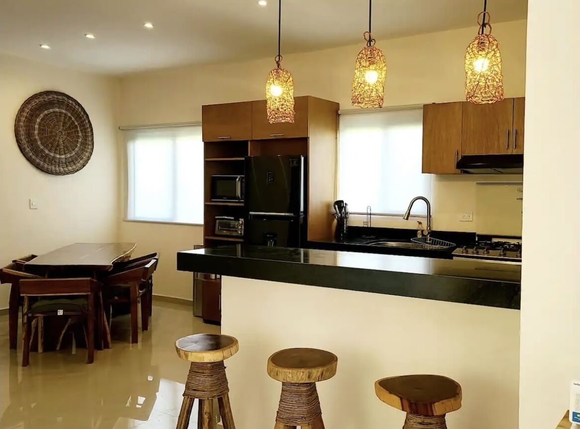 Anayansi apartments with shared pool 1