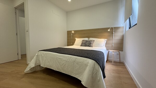 1 chambre, fer et planche à repasser, accès au Wi-Fi (inclus)