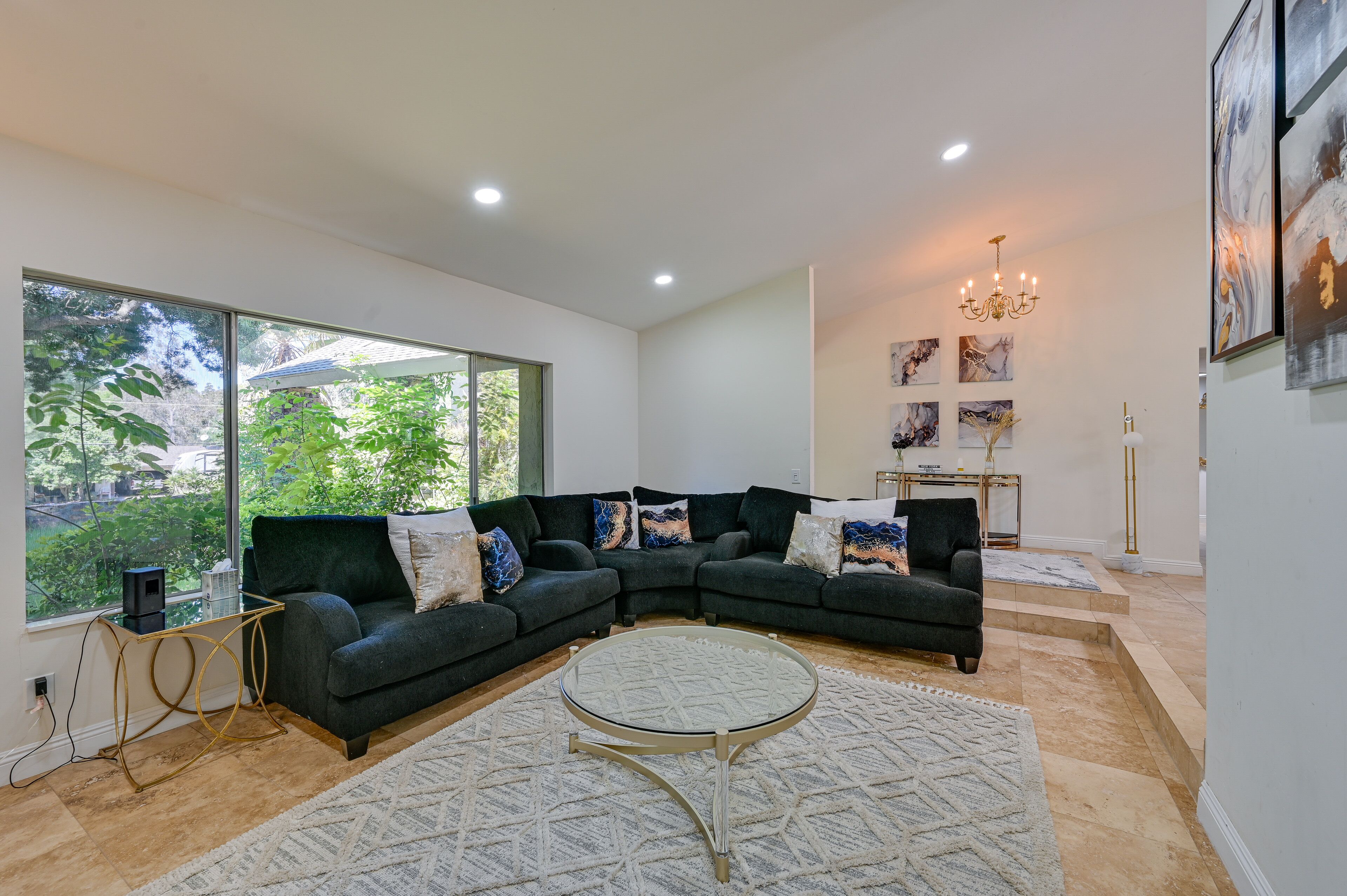 California Getaway w/ Private Outdoor Pool