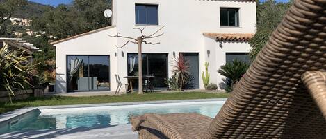 Alberca al aire libre