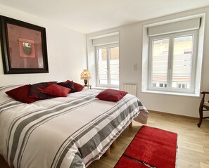 3 Schlafzimmer, Bügeleisen/Bügelbrett, Reisekinderbett, kostenloses WLAN