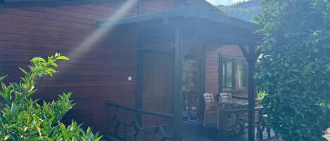 Apartment | 2 bedrooms, blackout drapes, soundproofing, free WiFi