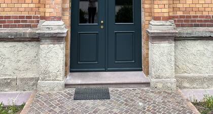 Apartment in dream location at Bergpark Wilhelmshöhe for 3 persons