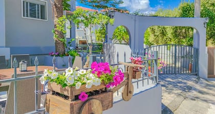 Lampros house in the countryside