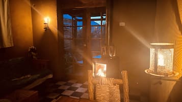 Honeymoon Cabin | 1 bedroom, individually decorated, individually furnished, bed sheets