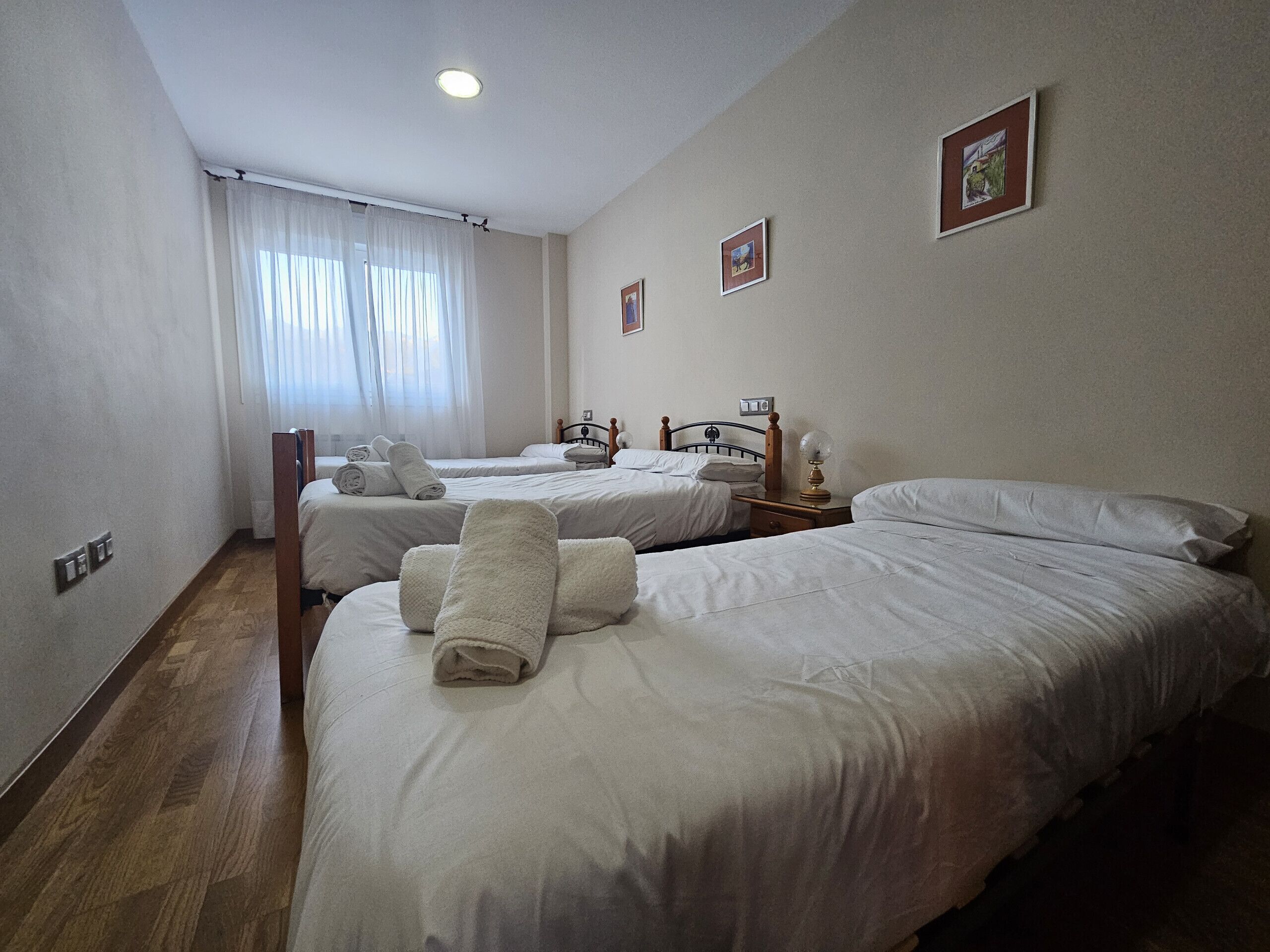 2 bedrooms, free WiFi, bed sheets
