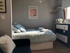 Iron/ironing board, free WiFi, bed sheets - 14A03 La LLastrina by R2R Consulting (Lastres)