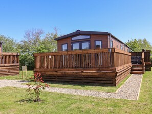 Front of property - Mayflower Lodge (Saltburn-by-the-Sea)