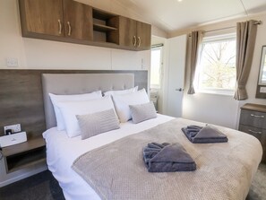 2 soverom, individuelt dekorert og individuelt innredet