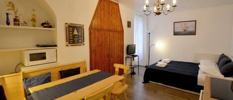 1 soverom, wi-fi (inkludert) og sengetøy