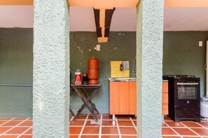 Lavavajillas y utensilios de cocina 