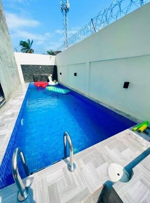 Piscine extérieure