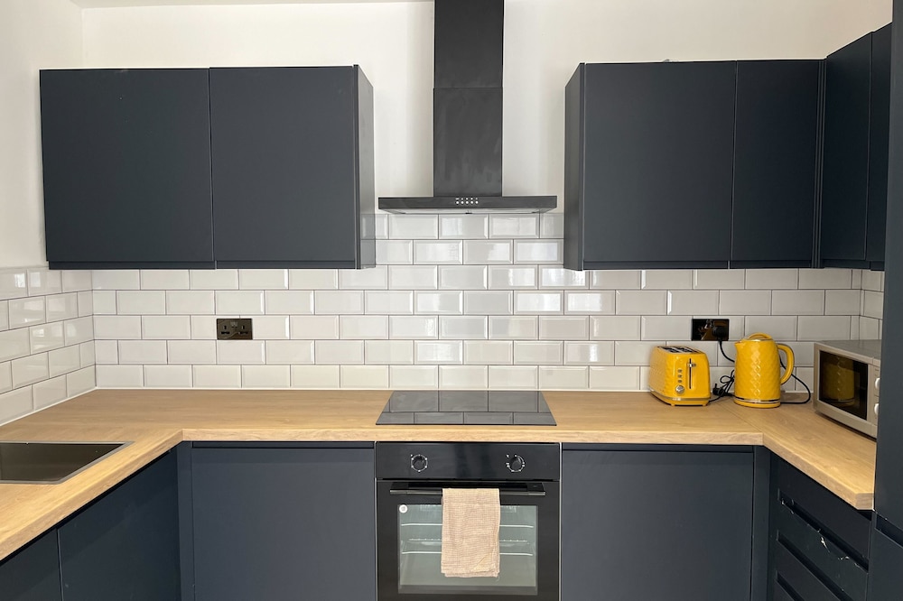 Beautiful 2-bed Apartment in Benfleet