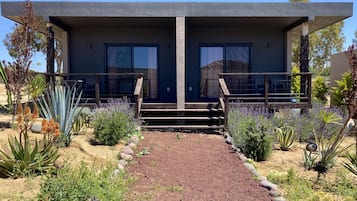豪華小屋 | 迷你吧、熨斗/熨衫板、免費 Wi-Fi、床單