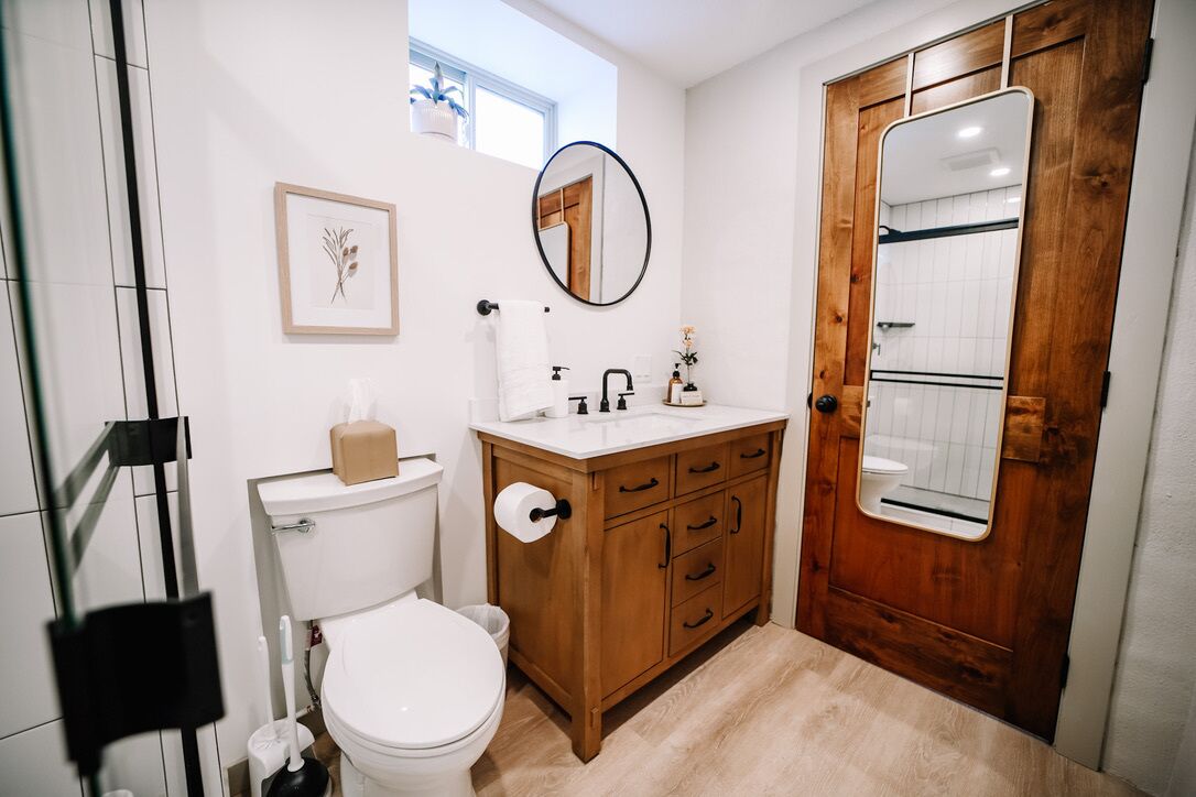 Lower Level Suite in Residential Home