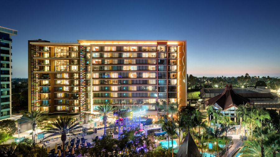 The Villas At The Disneyland Hotel