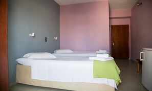 Quarto casal ou duplo | Roupas de cama antialérgicas, quartos à prova de som, Wi-Fi de cortesia