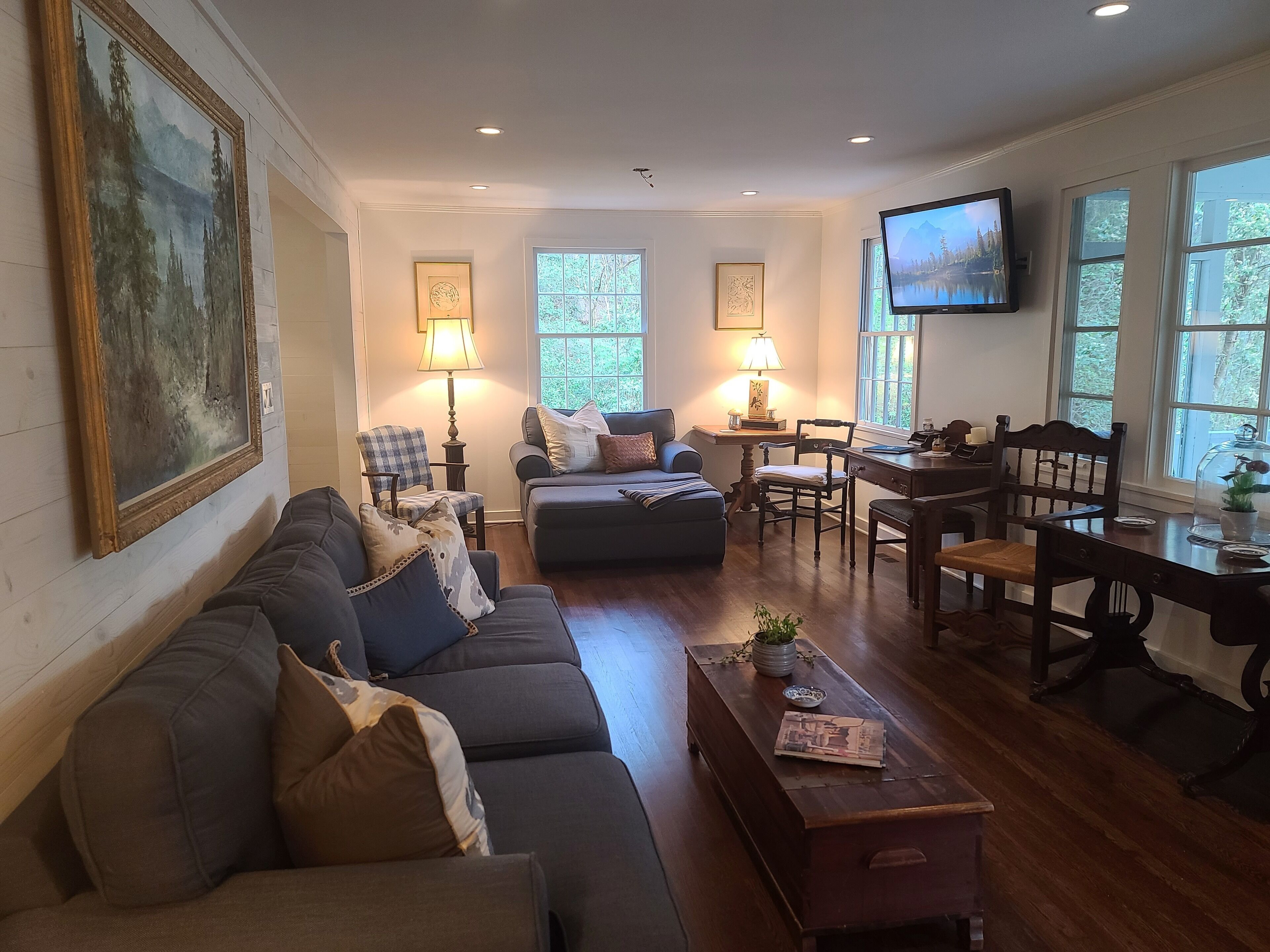 Classic Lake Rabun House & Boat House on Scenic Private Cove!