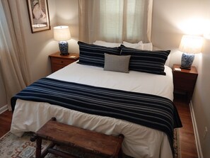 3 habitaciones, escritorio, wifi gratis y ropa de cama 