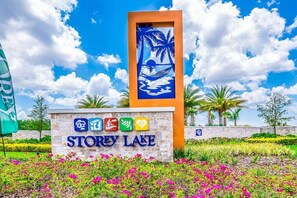 Property grounds - Comfortable 4 Bedrooms / Storey (Kissimmee)