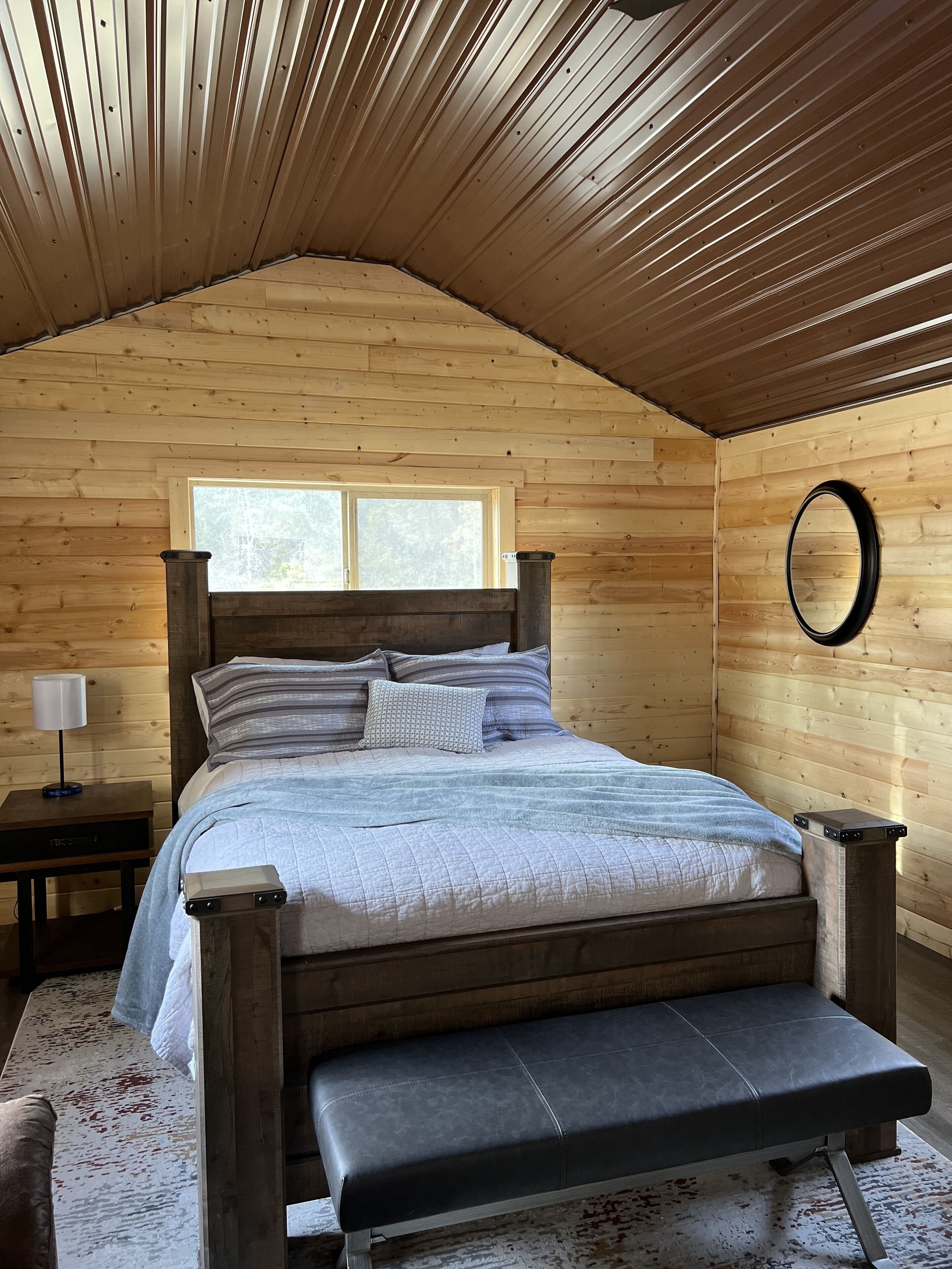 Luxury Dry Cabins in Helena, MT
