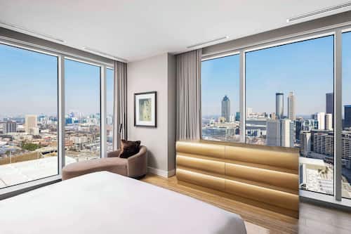 Club Room, Multiple Beds (Hearing) | Egyptian cotton sheets, premium bedding, pillowtop beds, in-room safe