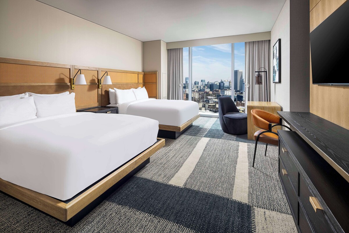 Egyptian cotton sheets, premium bedding, pillowtop beds, in-room safe