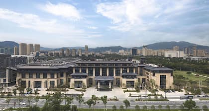 Doubletree By Hilton Cangnan