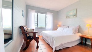 3 bedrooms, in-room safe, desk, iron/ironing board