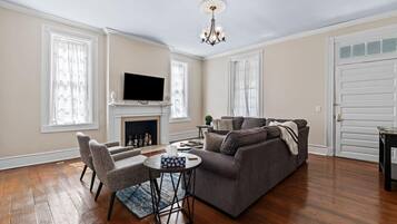 TV connectée, jeux vidéo, table de tennis de table